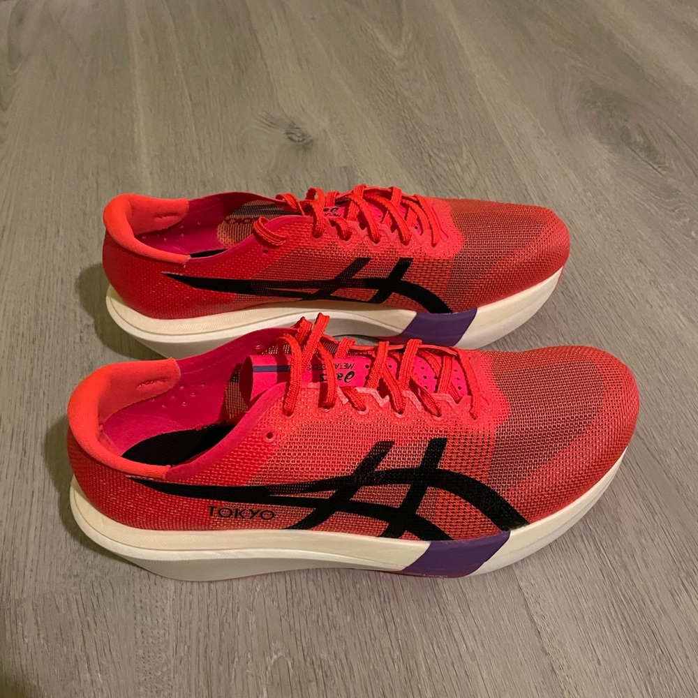 ASICS Metaspeed Sky Tokyo